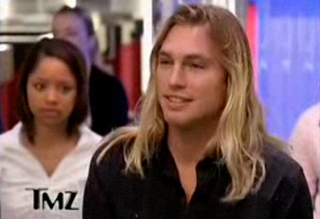 Max Hodges blond surfer guy on TMZ Max Hodges blond surfer guy on TMZ